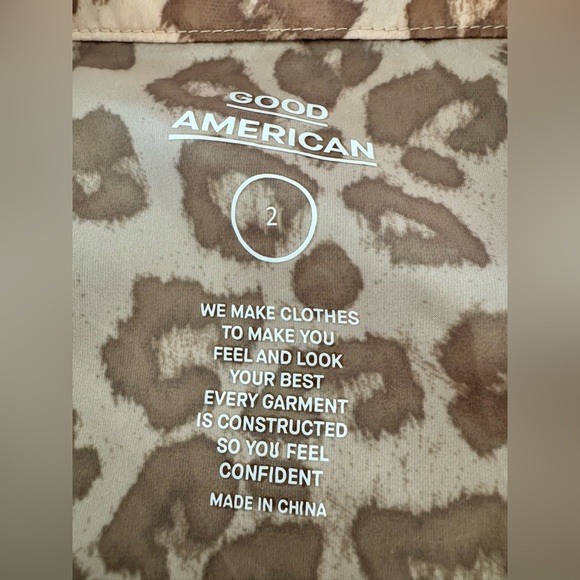 Good American Desert Leopard Lightweight Sheer Quarter Zip Spring Pullover - Picture 5 of 7